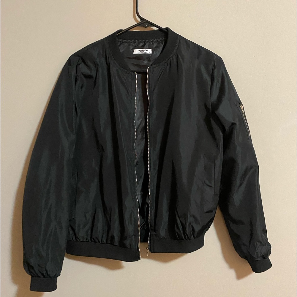 Cropped black bomber jacket